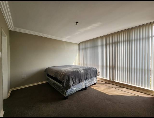 3 BEDROOM FLAT FOR SALE IN THREE RIVERS PROPER